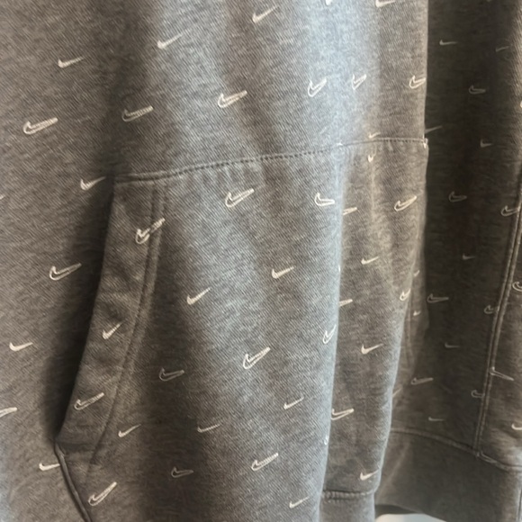 Men’s Nike hoodie size medium - Picture 5 of 8